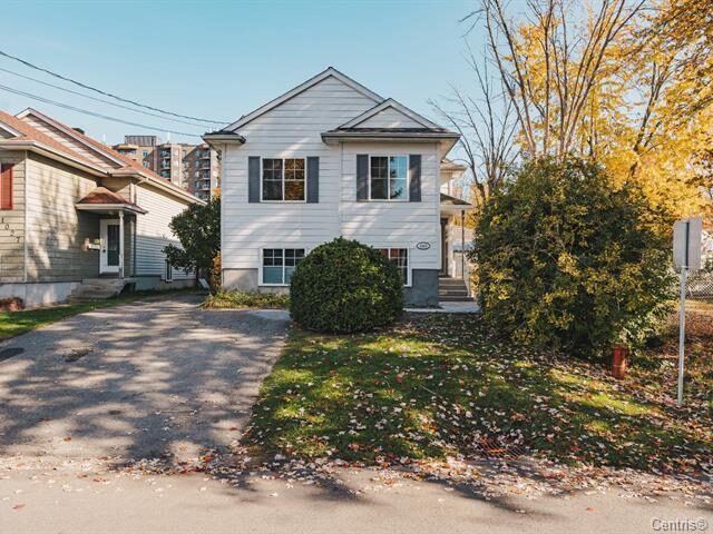 1023-1023A 11e Avenue, Laval