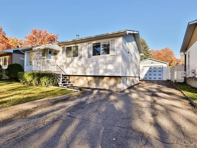 642 Rue Frédérica, Laval