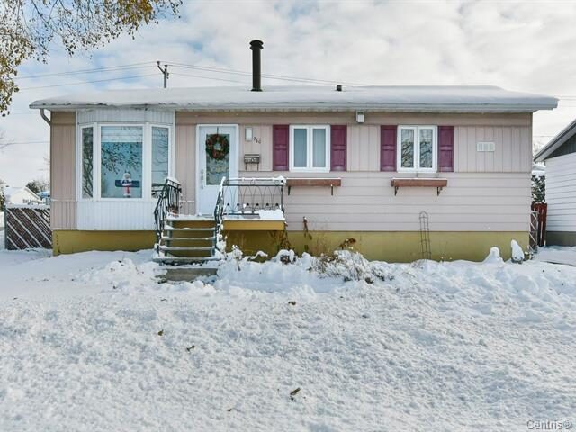 760 Rue Constantin, Laval