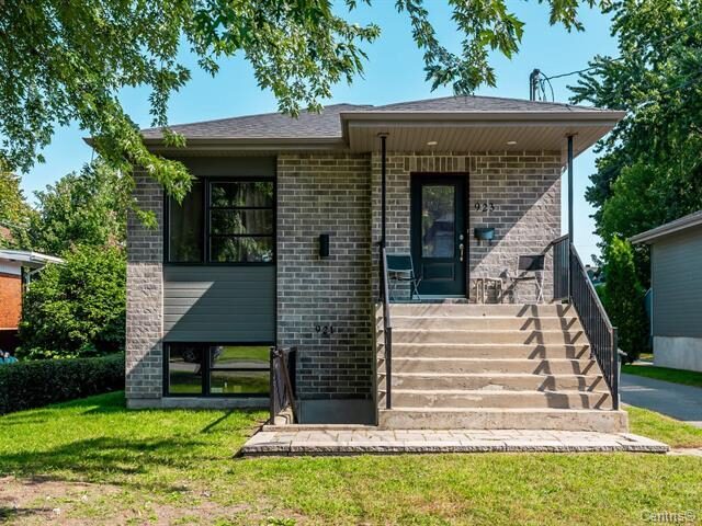 921-923 6e Avenue, Laval
